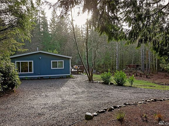 2nd image of 3642 SE Engledow Ln
