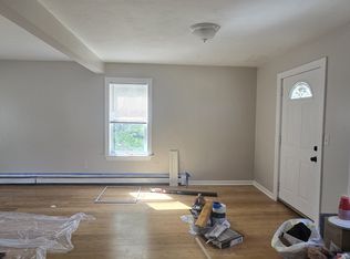 24 Barclay St APT 2, Worcester, MA 01604