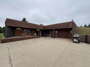 W8203 Hudson Rd, Browntown, WI 53522