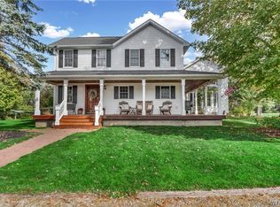 6680 Cole Rd, Orchard Park, NY 14127