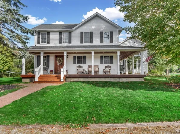 6680 Cole Rd, Orchard Park, NY 14127