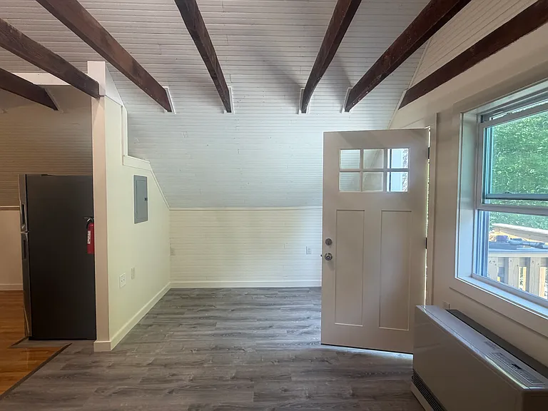 138 Main St #5 — Photo 4