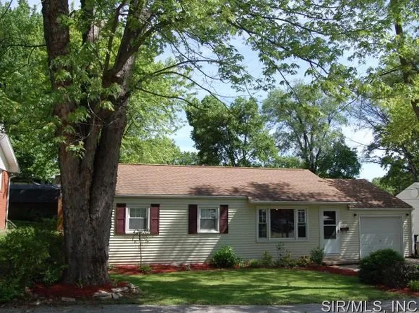 3822 Western Ave, Alton, IL 62002