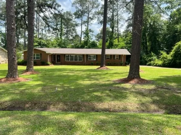 1133 Pinecove Dr, Elba, AL 36323