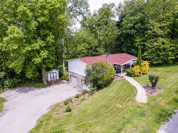 34 Max St, Greensburg, PA 15601