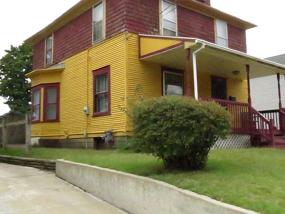 2nd image of 837 Geneva Ave SE