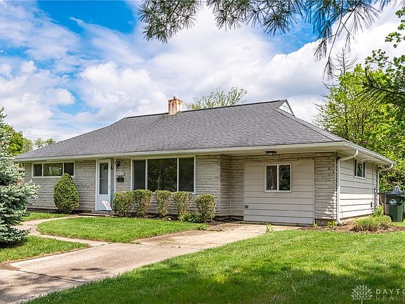 2nd image of 3832 Saranac Dr