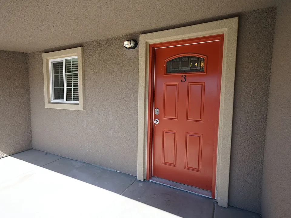 1175 S Mojave Rd #162-01-004