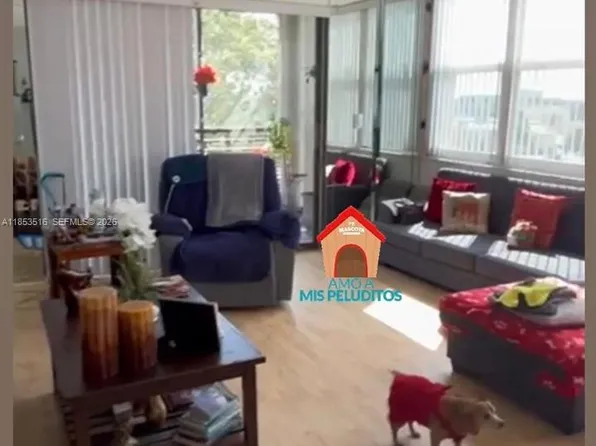 1100 Saint Charles Pl APT 504, Pembroke Pines, FL 33026