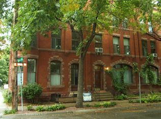 326 18th St E #1, Minneapolis, MN 55404