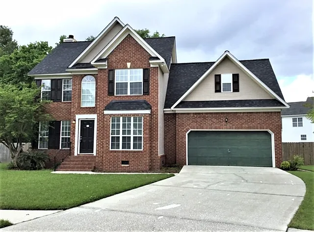 4 bed, 2.5 bath, 2177 sqft, $2,590 — Photo 1