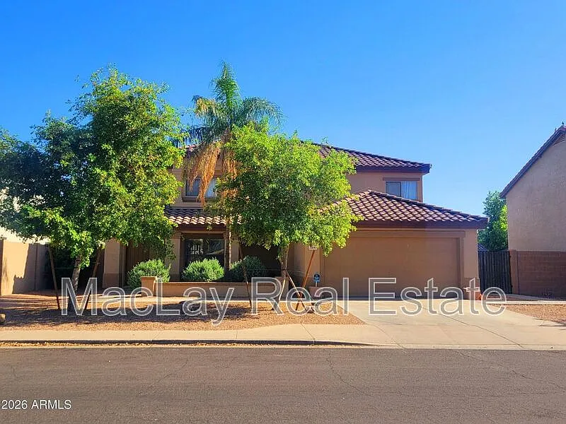 10841 E Forge Cir