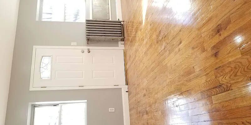 Rented by City Express Realty & Management Corp | media 43