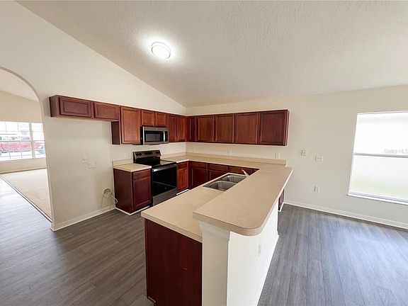 2nd image of 2722 Randal Way