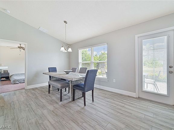 5th image of 2521 NW 20th Ave