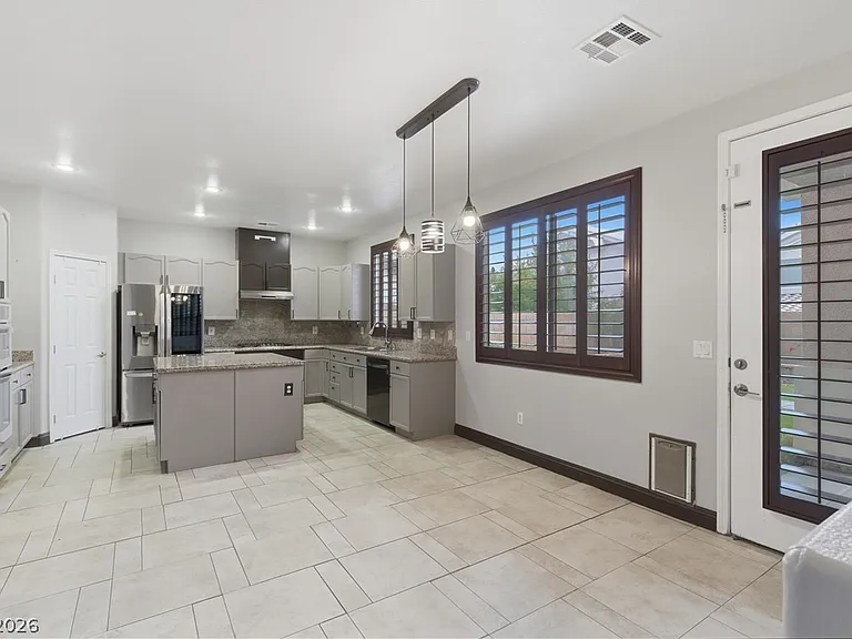 8899 N Sanibel Shore Ave — Photo 17