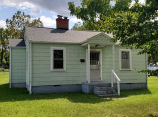 2504 McConnell Rd, Greensboro, NC 27401