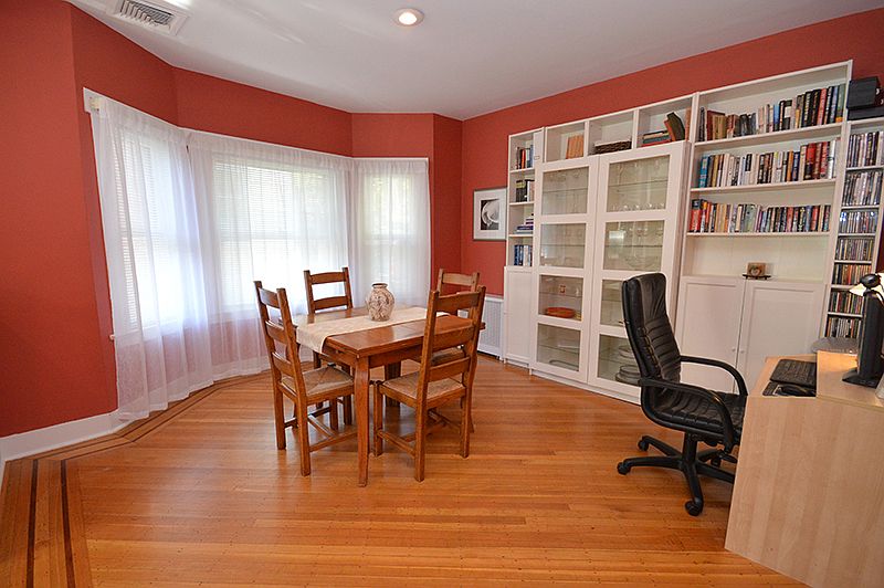 1st image of 31 Lawrence Ave