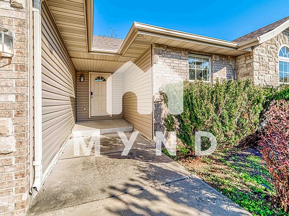 4th image of 417 E Denton Cir