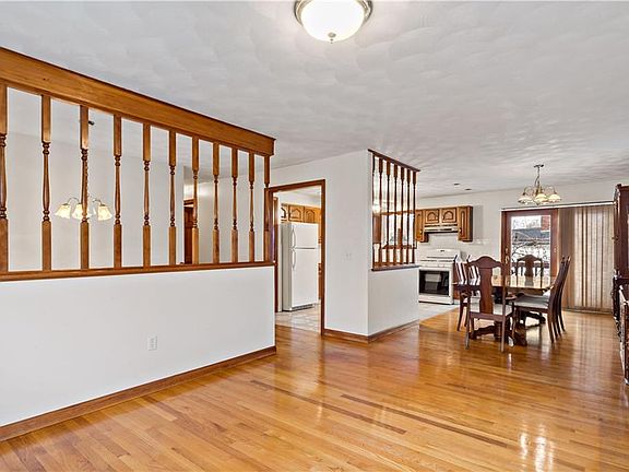 2nd image of 101 Gooding St
