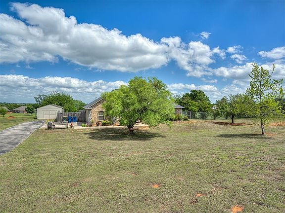 2nd image of 428 Summer Valley Rd