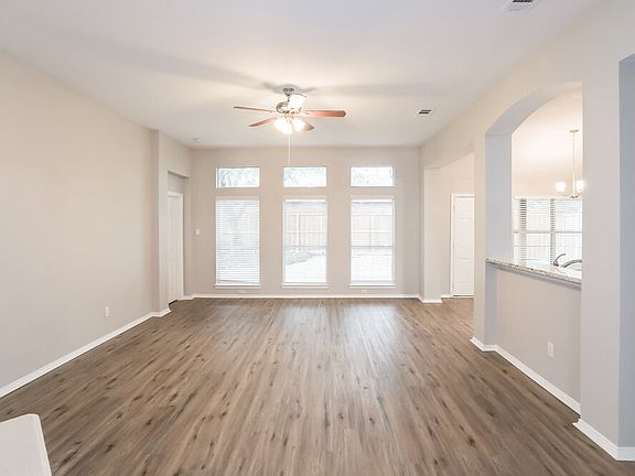 4th image of 4300 Briarcreek Dr