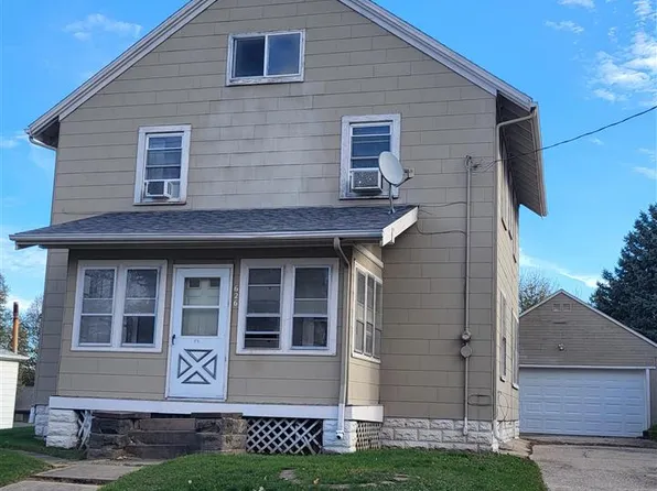 626 Washington St, Victor, IA 52347