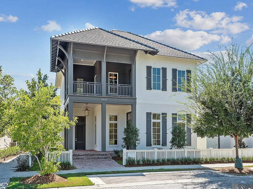 3056 Pointe Marie Dr