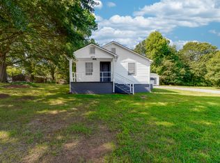 452 13th Ave NE, Hickory, NC 28601