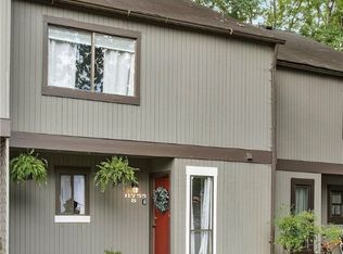 11755 S Briar Patch Dr, Midlothian, VA 23113