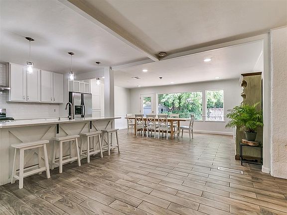 2nd image of 4221 NW 60th Pl