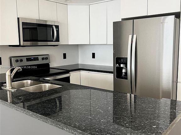4th image of 5600 Collins Ave APT 7A