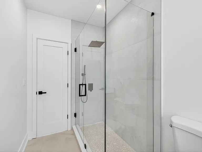 507 SW 11th St — Photo 43