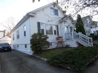 80 Metropolitan Rd, Providence, RI 02909