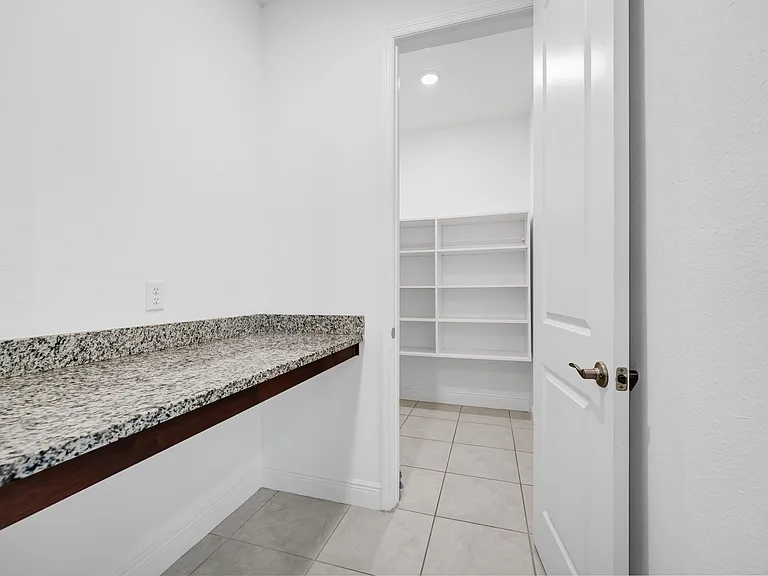 7381 Alpine Butterfly Ln — Photo 9
