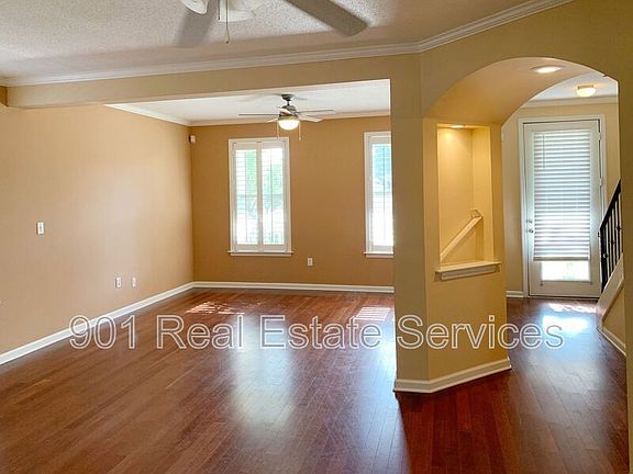 5th image of 1302 Island Pl E
