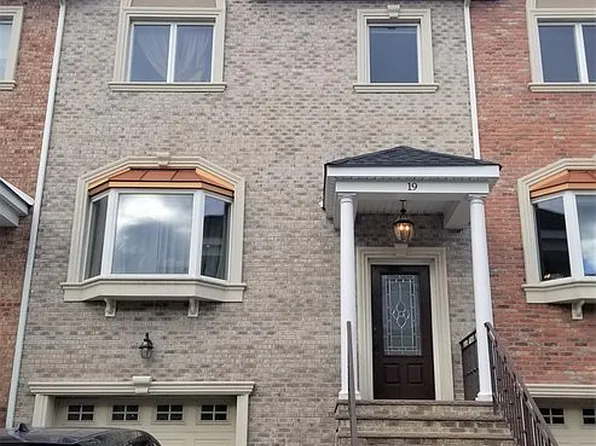 19 Jacobs Landing Way, Secaucus, NJ 07094