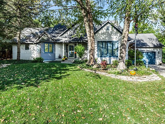 3rd image of 9218 Behner Brook Dr