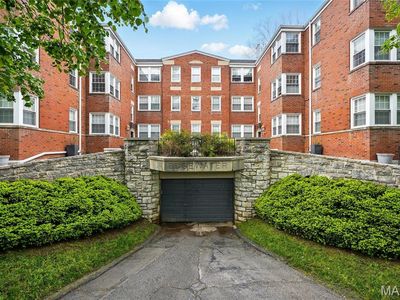 7561 Oxford Dr APT 3S, Saint Louis, MO, 63105