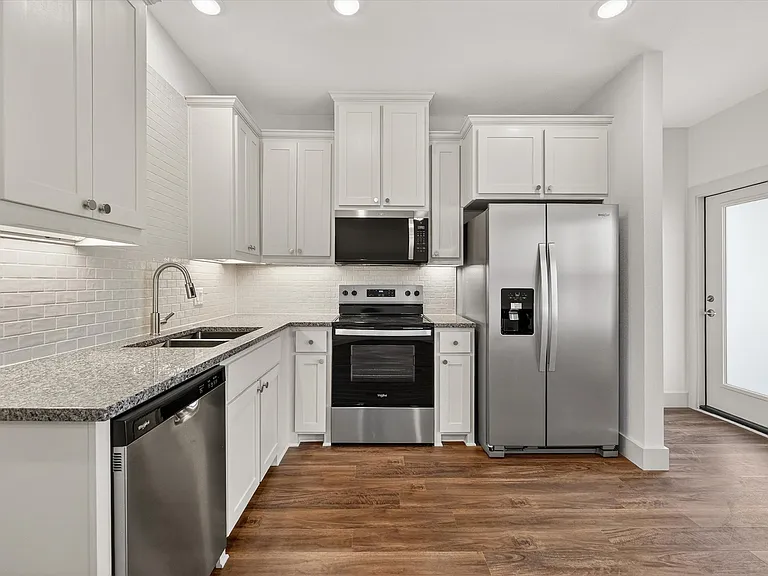 500 E Kimball St #1 — Photo 11