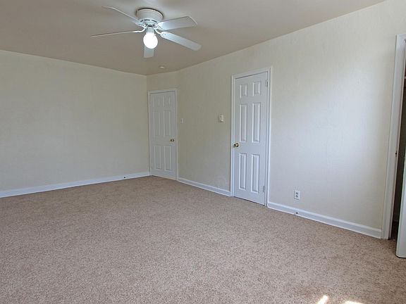 5th image of 128 E Walnut Park Dr APT C
