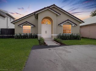 5327 SW 153rd Ave, Miami, FL 33185