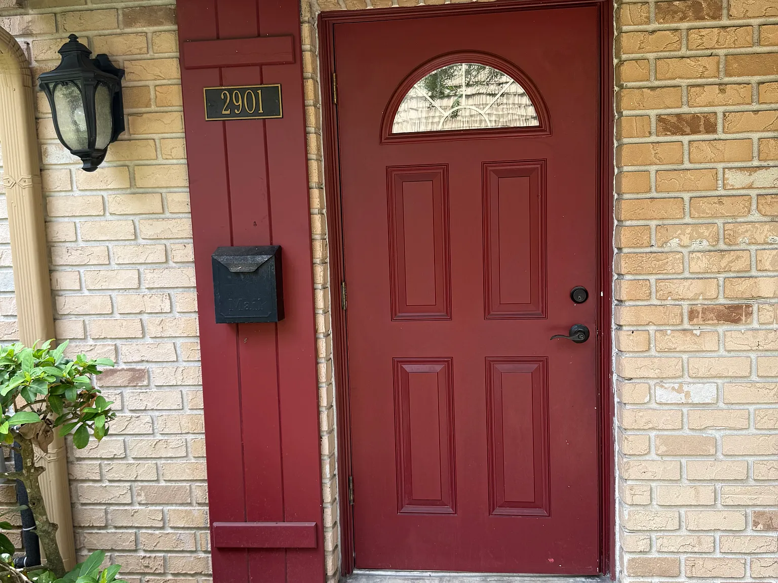 2 bed, 1266 sqft, $2,160 — Photo 2