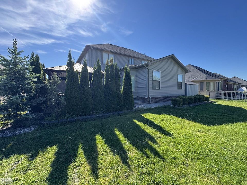 1st image of 51735 Battanwood Dr