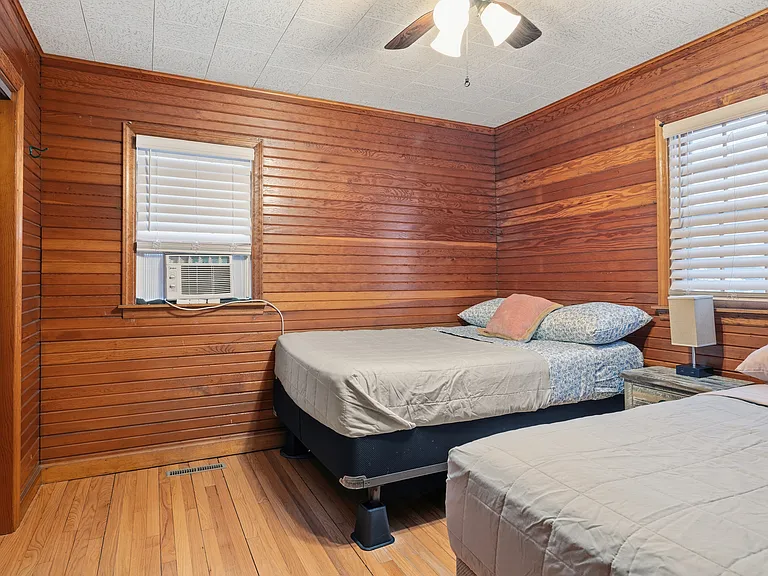 292 Grayson Rd — Photo 10