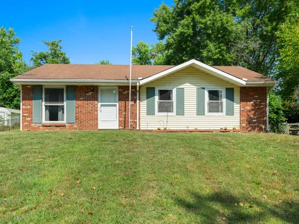 3410 W Indian Creek Dr, Bloomington, IN 47403