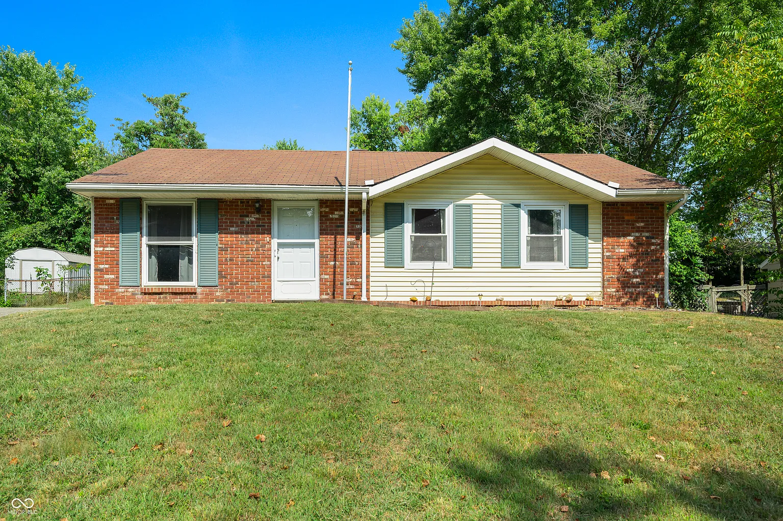 3410 W Indian Creek Dr photo 1