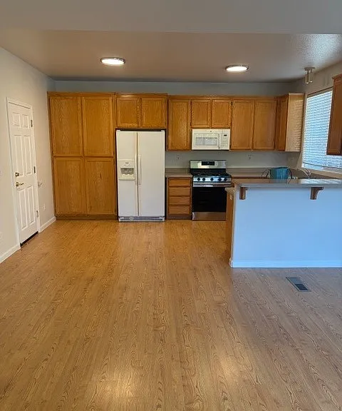 1352 Orsolini Pl — Photo 23