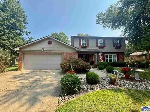 1026 Jamestown Ln, Terre Haute, IN 47802