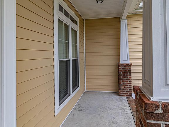 5th image of 106 Willow Pond Drive